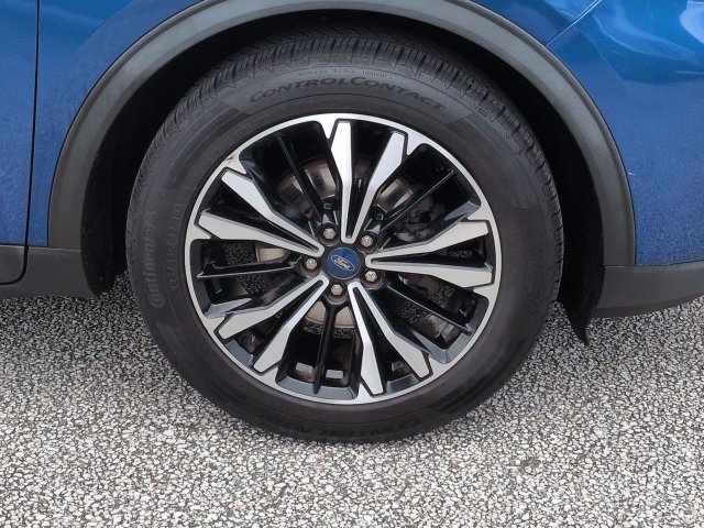 Certified 2022 Ford Escape SE w/ SE Sport Appearance Package FWD image 11