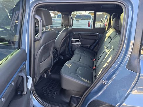 Used 2024 Land Rover Defender 110 S image 24