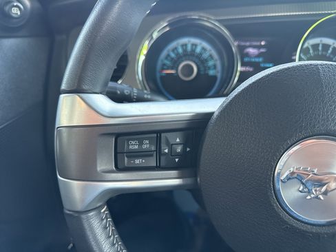 Used 2013 Ford Mustang GT Premium w/ Comfort Pkg image 25