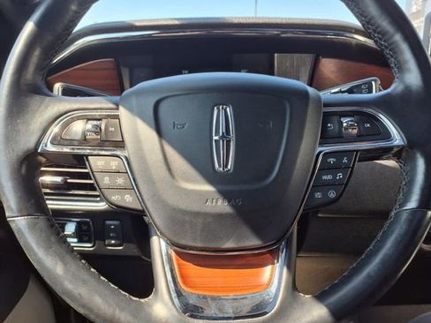 Used 2023 Lincoln Navigator Reserve image 15