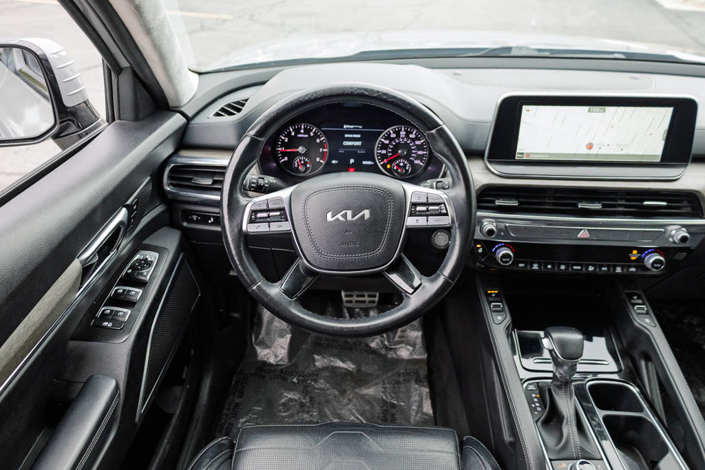 Used 2022 Kia Telluride SX w/ SX Prestige Package AWD/4WD image 2