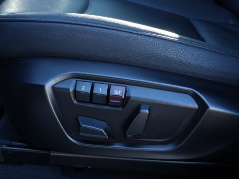 Used 2017 BMW X3 xDrive28i image 25