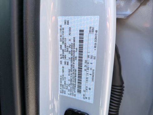 Used 2025 Ford F150 Lariat w/ Equipment Group 502A High AWD/4WD image 39