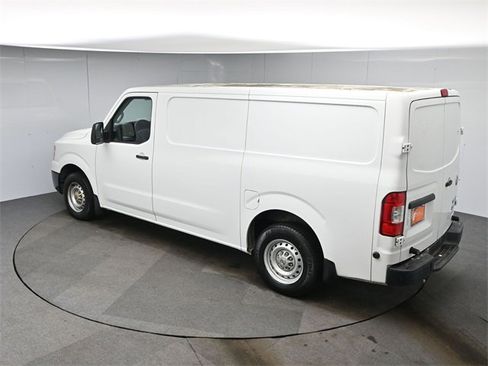Used 2014 Nissan NV 2500 S image 22