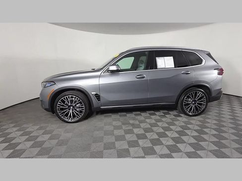 Used 2025 BMW X5 sDrive40i w/ Premium Package RWD image 57