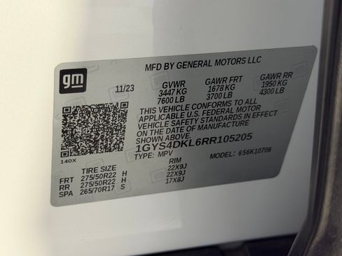 Used 2024 Cadillac Escalade Premium Luxury Platinum image 20