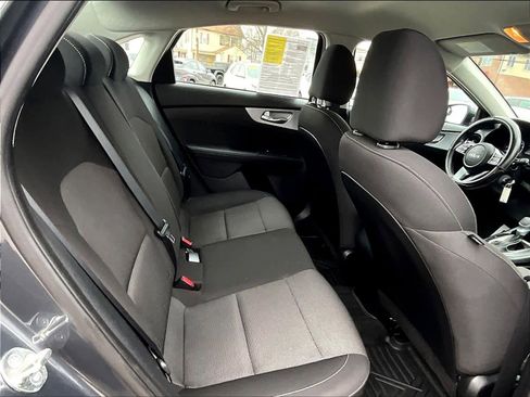 Used 2023 Kia Forte LXS image 16