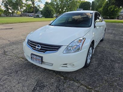 Used 2010 Nissan Altima Hybrid Sedan