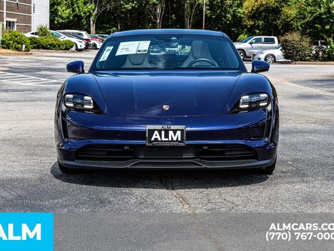 Used 2022 Porsche Taycan 4S image 11