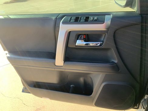 Used 2023 Toyota 4Runner SR5 Premium image 15