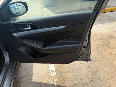 Used 2016 Nissan Maxima 3.5 SV FWD image 31
