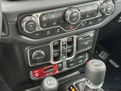 New 2026 Jeep Gladiator Mojave image 20