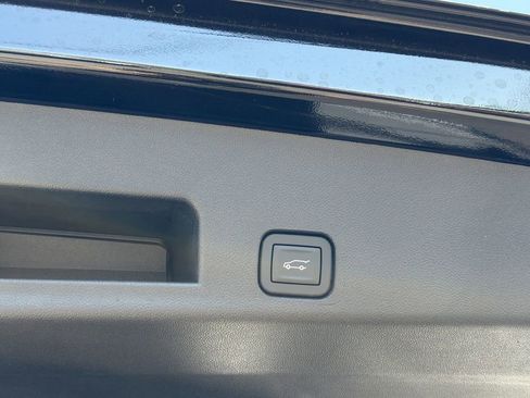 New 2026 Chevrolet Traverse LT image 18