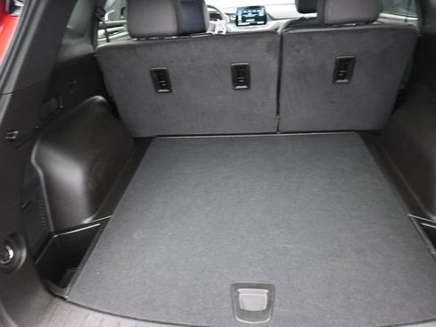 Used 2024 Chevrolet Blazer LT image 25