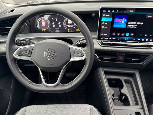 New 2026 Volkswagen Tiguan S AWD/4WD image 13