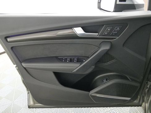 Used 2023 Audi SQ5 Prestige w/ Prestige Package AWD/4WD image 11