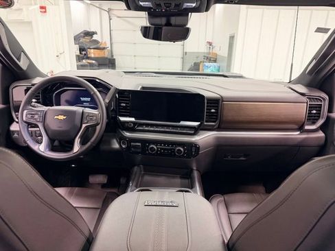 Certified 2025 Chevrolet Silverado 2500 High Country w/ High Country Premium Package image 22