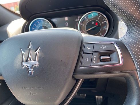 Used 2021 Maserati Levante GranSport image 24