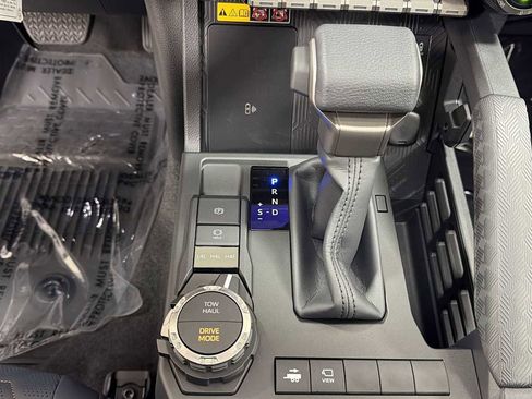 New 2026 Toyota 4Runner 4WD image 22