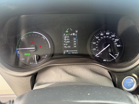 Used 2022 Toyota Sienna LE FWD image 9