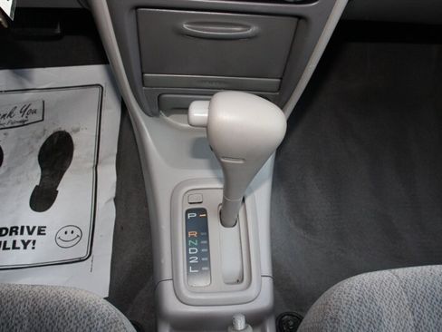 Used 2002 Toyota Corolla LE FWD image 8