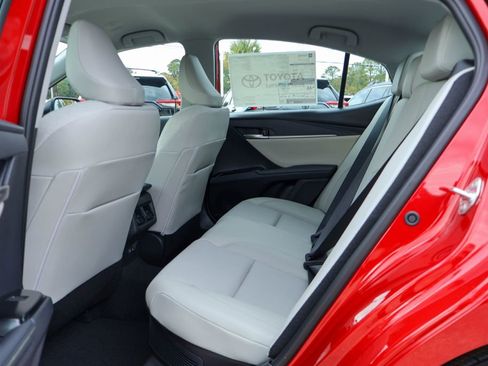 New 2026 Toyota Camry XLE image 8