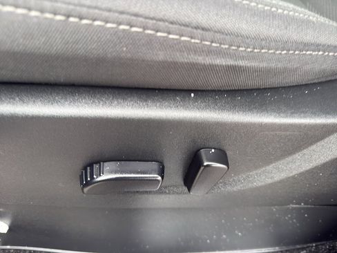 Certified 2024 Nissan Frontier SV w/ SV Convenience Package image 14