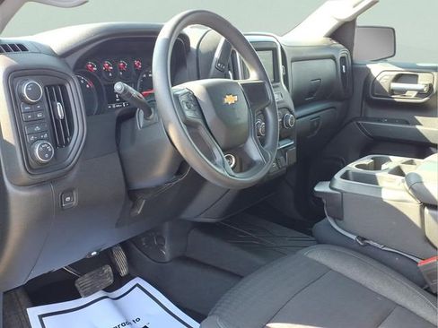 Used 2022 Chevrolet Silverado 1500 Custom image 8