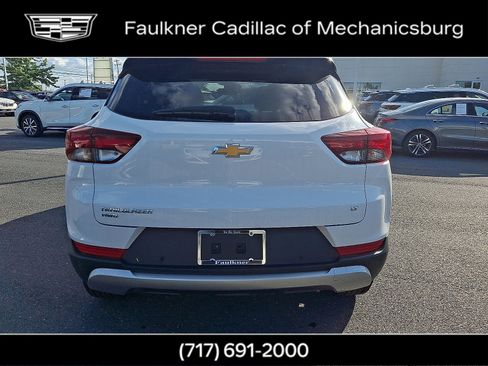Used 2023 Chevrolet TrailBlazer LT w/ Convenience Package AWD/4WD image 4