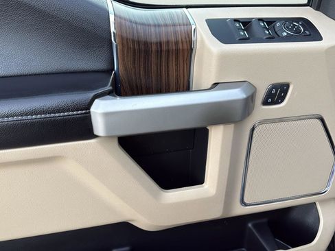 Used 2016 Ford F150 Lariat w/ Equipment Group 502A Luxury image 12