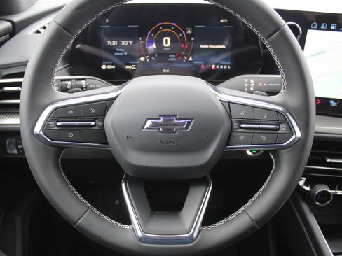 New 2026 Chevrolet Traverse LT w/ Midnight/Sport Edition image 11