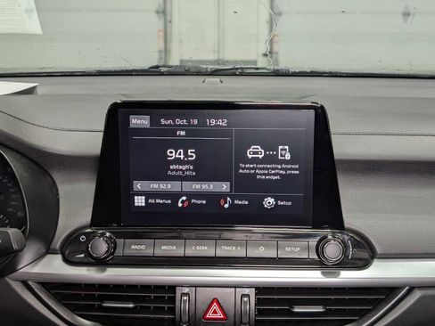 Certified 2023 Kia Forte LXS w/ LXS Technology Package image 17