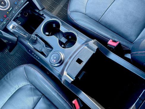 Used 2019 Ford Explorer Sport w/ Equipment Group 401A image 27