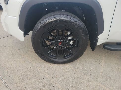 Certified 2025 Toyota Tundra Limited image 17