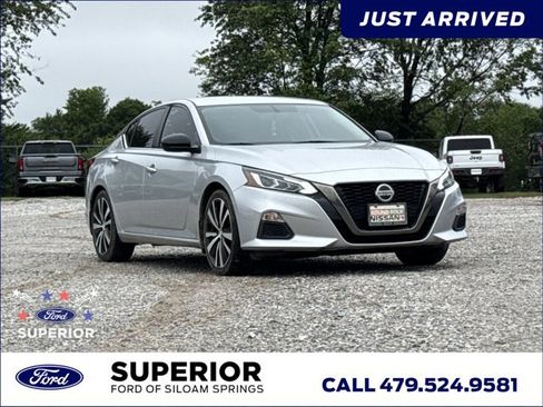 Used 2019 Nissan Altima 2.5 SR FWD image 1