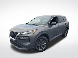Used 2023 Nissan Rogue S video 1