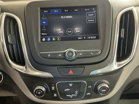 Used 2020 Chevrolet Equinox LS image 38