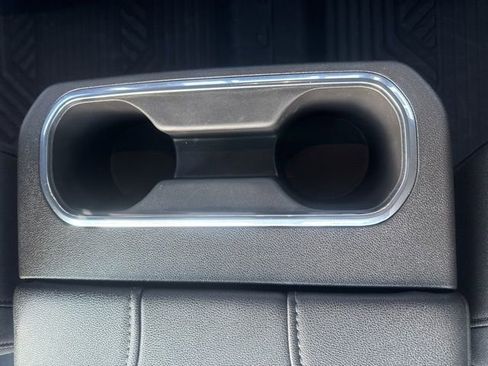 Used 2024 Chevrolet Silverado 1500 LT Trail Boss w/ Convenience Package II image 14