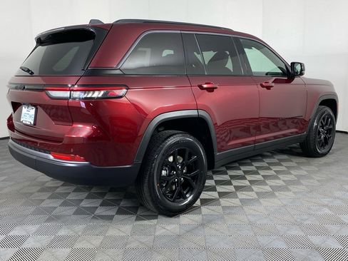 New 2026 Jeep Grand Cherokee Altitude AWD/4WD image 21