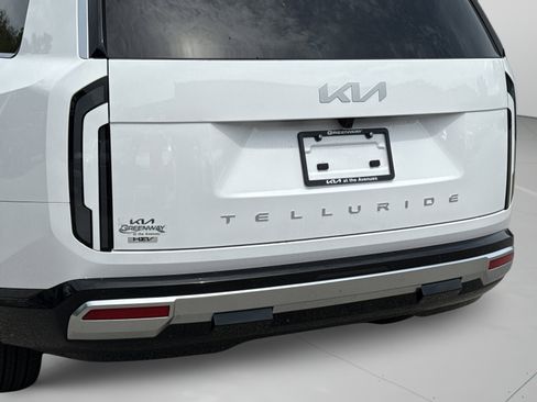 New 2027 Kia Telluride SX FWD image 29