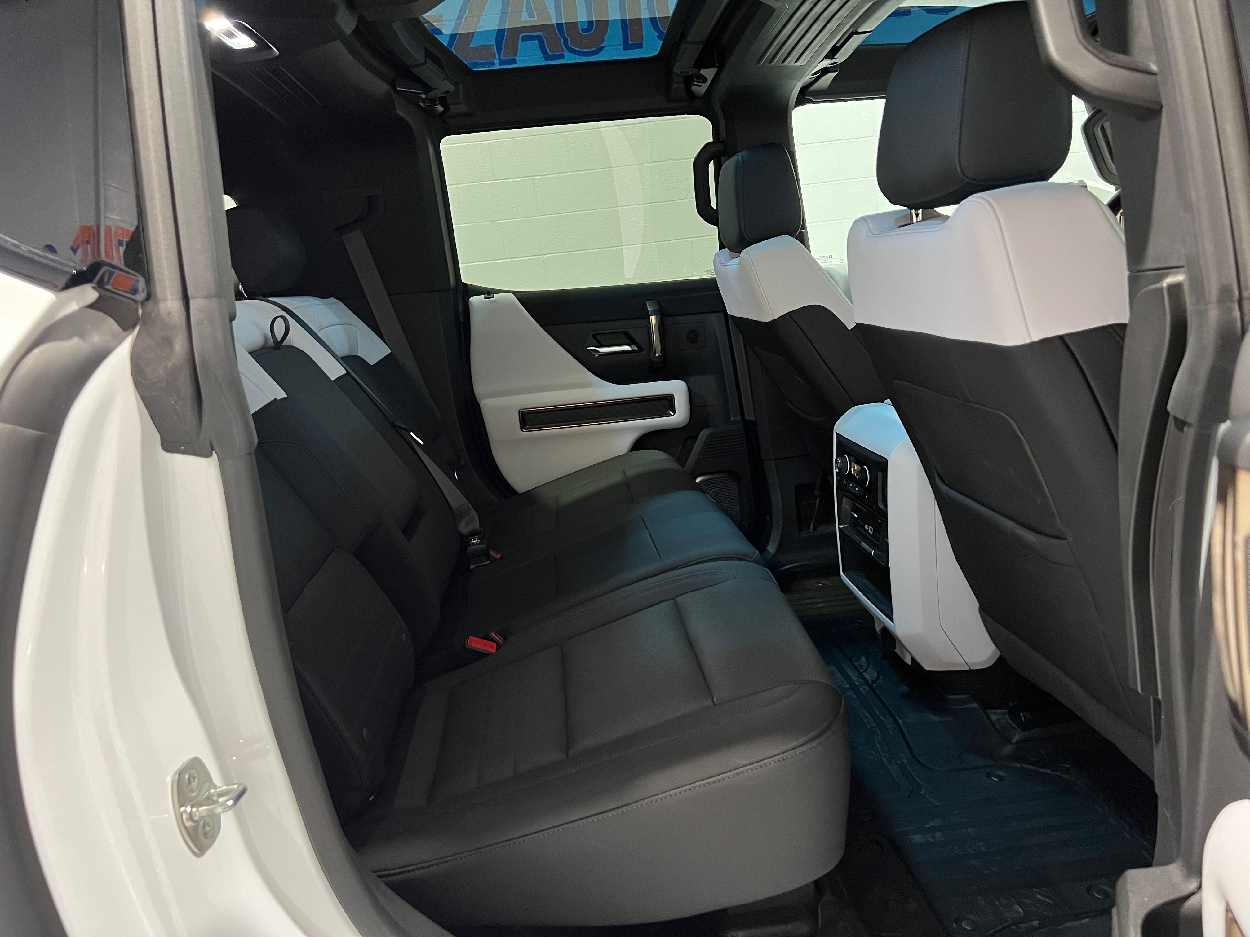Used 2024 GMC Hummer EV 2X w/ Extreme Off-Road Package AWD/4WD image 13
