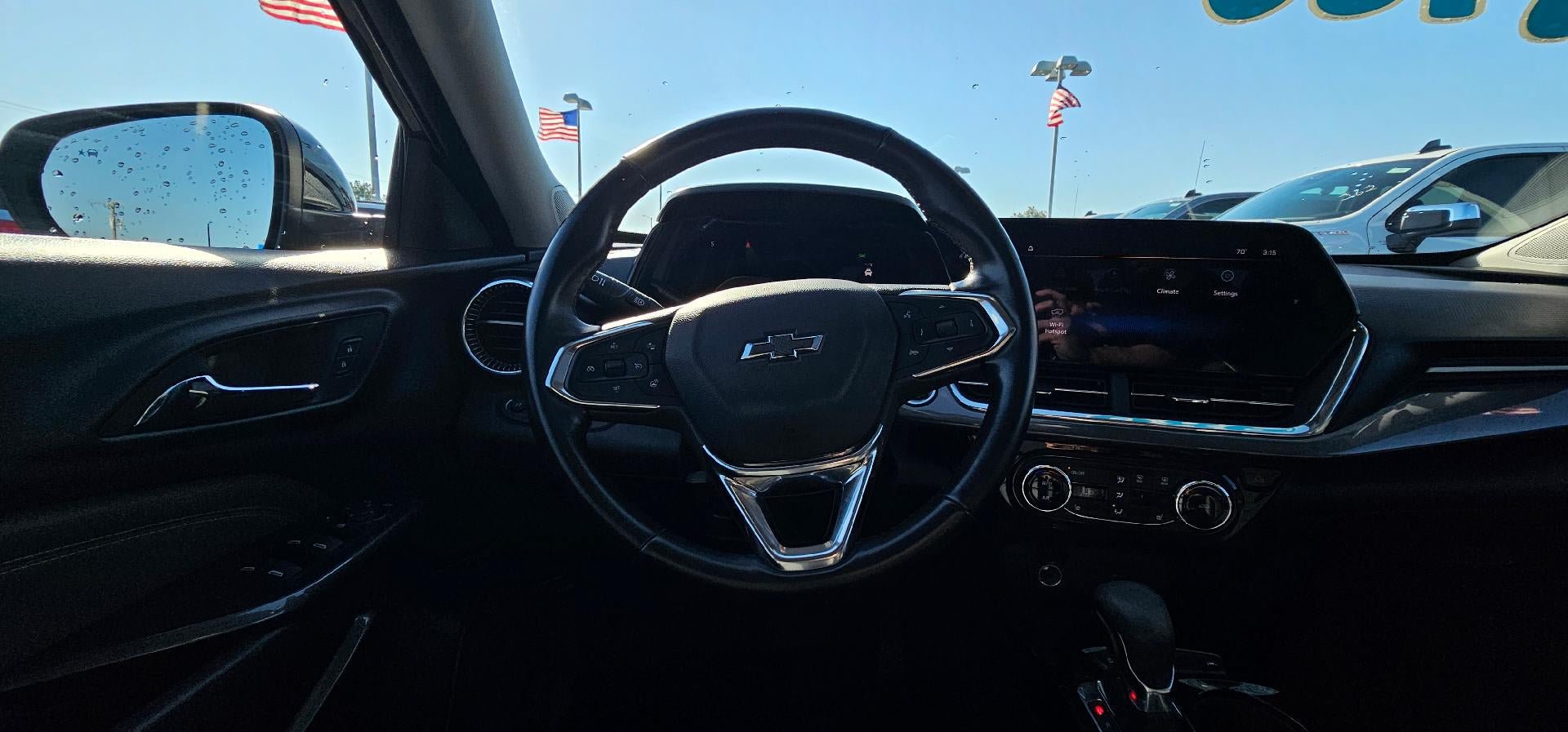Used 2024 Chevrolet Trax ACTIV w/ Sunroof Package FWD image 13