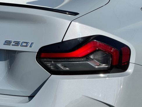 Used 2023 BMW 230i Coupe w/ M Sport Package image 25