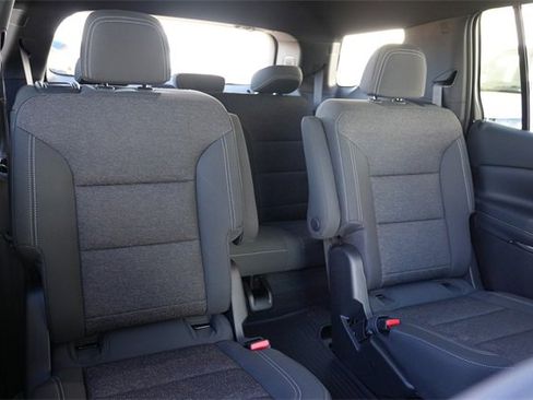 New 2026 Chevrolet Traverse LT w/ Midnight/Sport Edition image 22