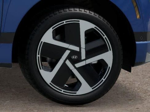 New 2026 Hyundai Ioniq 9 Calligraphy image 8