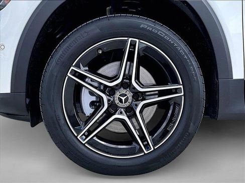 New 2026 Mercedes-Benz GLB 250 image 14