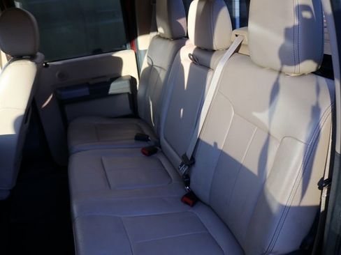 Used 2015 Ford F350 Lariat w/ Chrome Package image 21