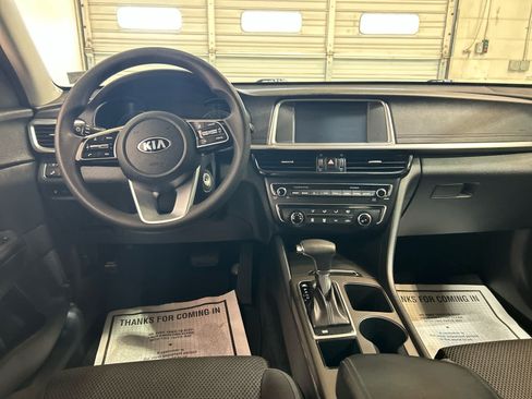 Used 2020 Kia Optima LX FWD image 4