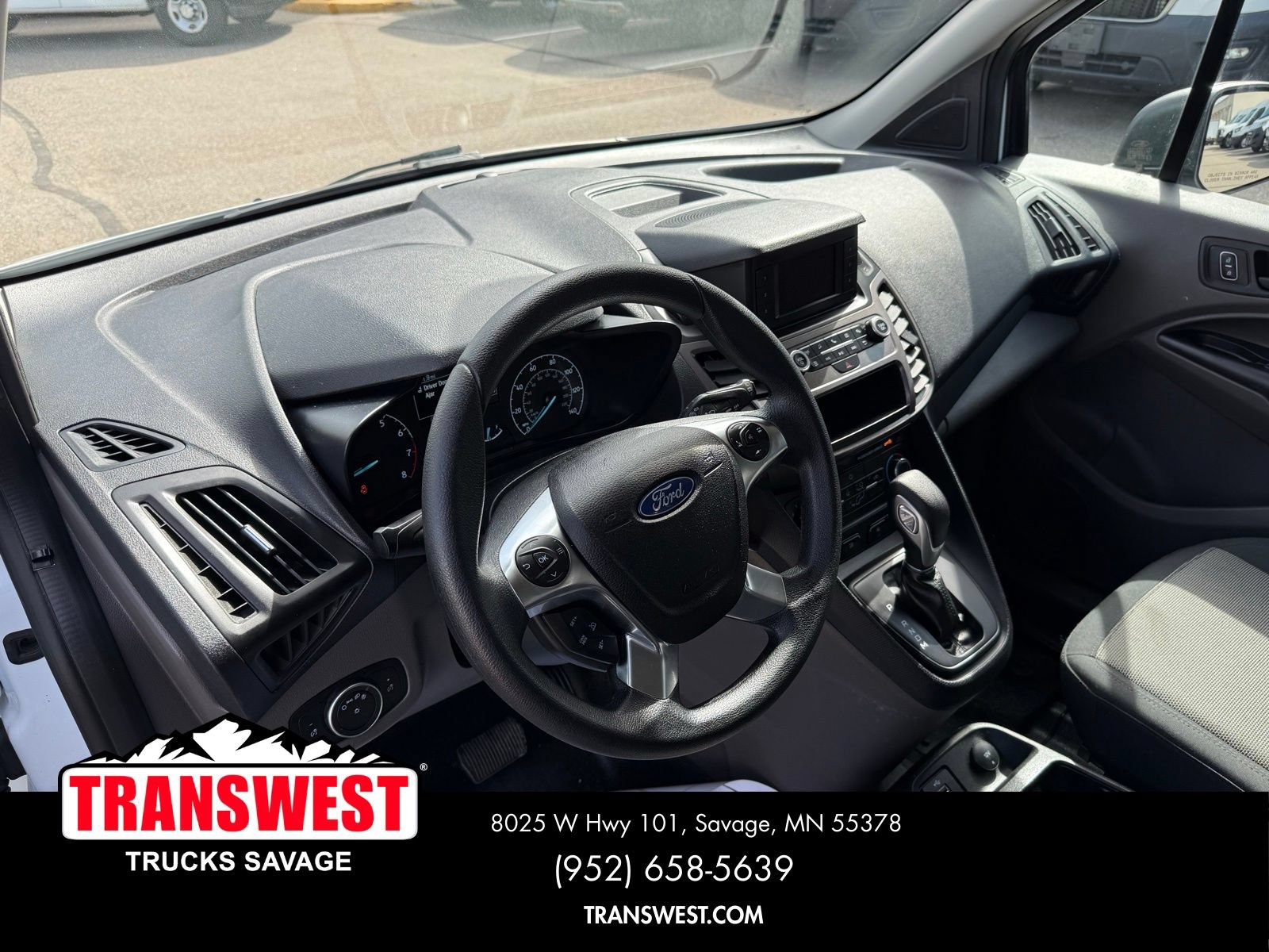 Used 2023 Ford Transit Connect XL FWD image 4