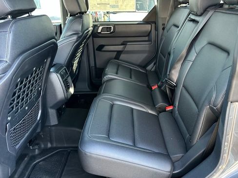 New 2025 Ford Bronco Badlands AWD/4WD image 30